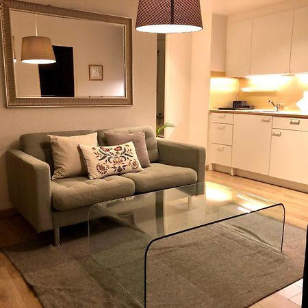 Cool & Central 2 Bedroom In Heart Of Eaux-Vives Женева Екстер'єр фото